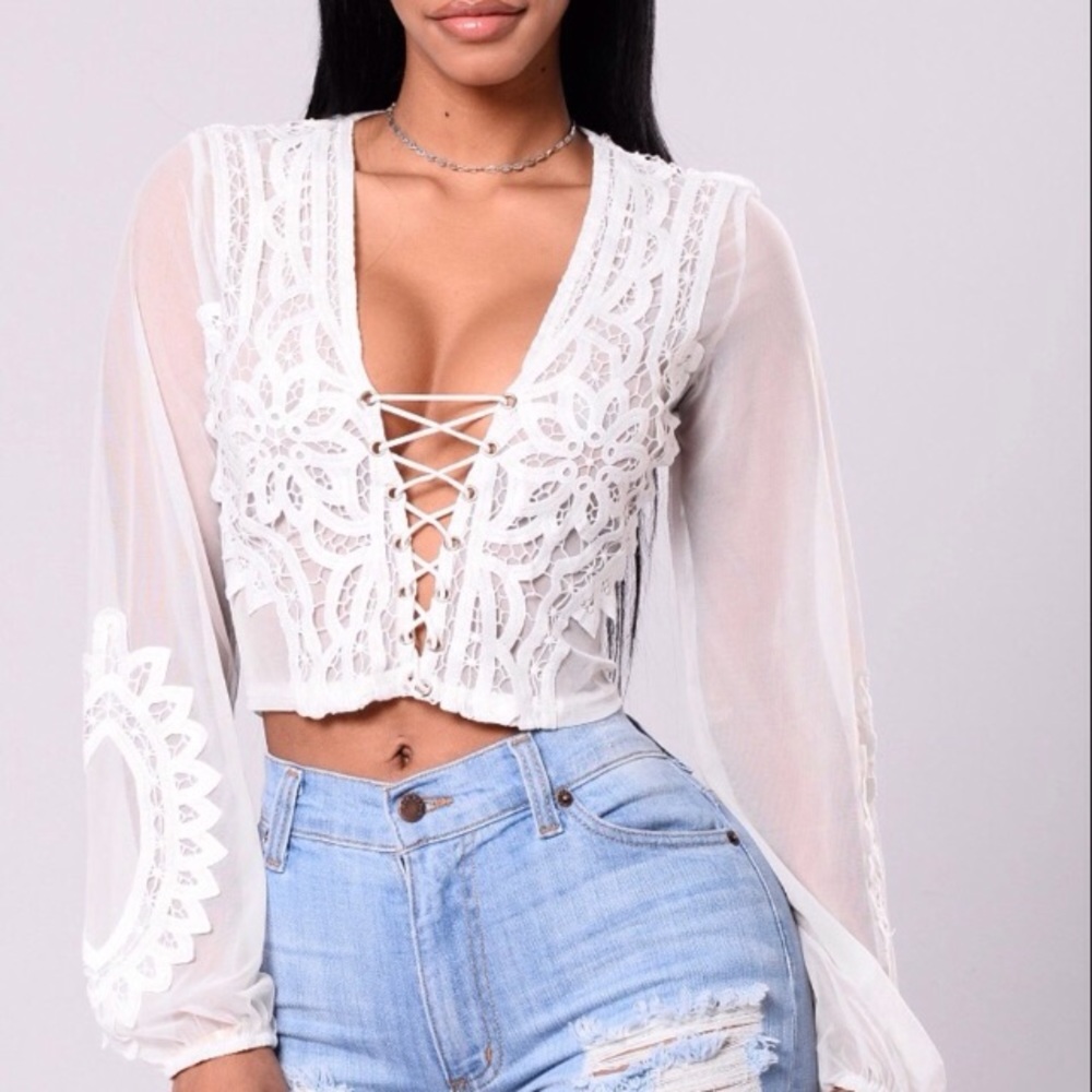 Fashion Nova Lace Up Floral Crop top